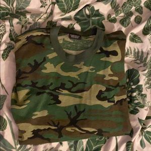 UO camo long sleeved shirt